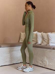 Musera Sport Musera Sport Cropped BBL Jacket And Crossover Waistband Leggings Co Ord Set Elegant Casual Active Workout Gym Fall Autumn Back To School Pilates Zip Up