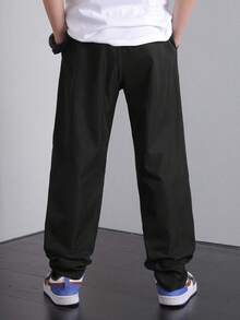 男童黑色休闲裤，舒适时尚，百搭，面料柔软，适合日常穿着、上学、外出、户外活动、冬季和秋季穿着。 - 黑色 - 查看 3