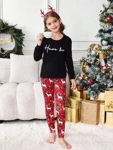 SHEIN Áo thun dài tay cổ tròn in chữ dễ thương cho bé gái tuổi mới lớn và quần legging họa tiết hươu kẻ caro thoải mái mặc ở nhà, phù hợp cho mùa thu/đông, đồ ngủ Giáng sinh, đồ ngủ kẻ caro đỏ - Đỏ - Xem 4