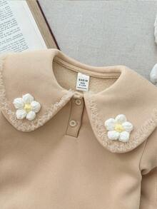 Blossori 女婴法式优雅3D花卉装饰高领毛衣 - 卡其色 - 查看 3