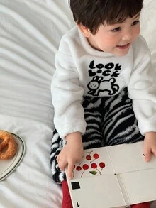 DAZY 2pcs Baby Boys' Sherpa Crew Neck Long Sleeve Top And Striped Pants Pajama Set Fall,Winter - Black and White - View 5