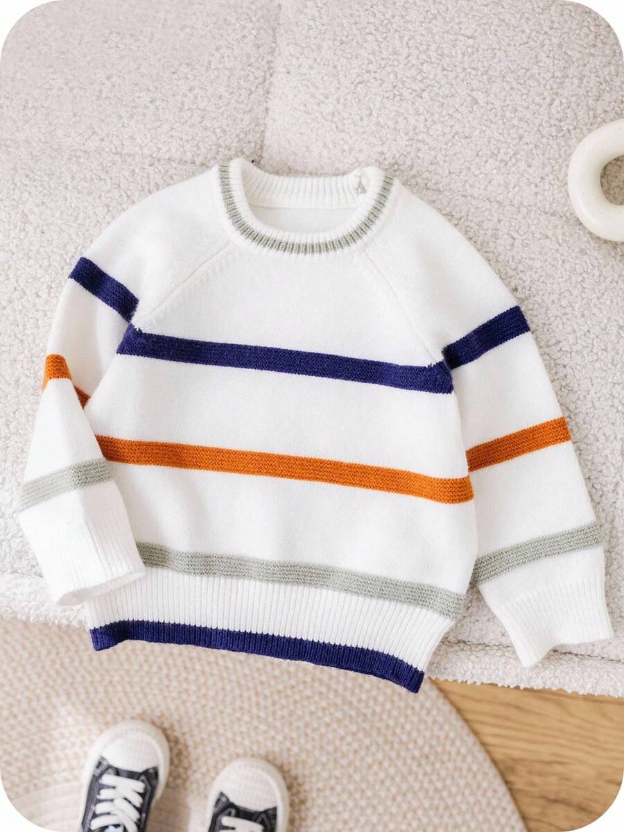 SHEIN Áo len chui đầu co giãn rộng rãi thoải mái, dễ thương, nhiều màu sắc, họa tiết sọc cho bé trai mùa thu/đông, thích hợp cho mùa tựu trường và tốt nghiệp - Nhiều màu - Xem 1