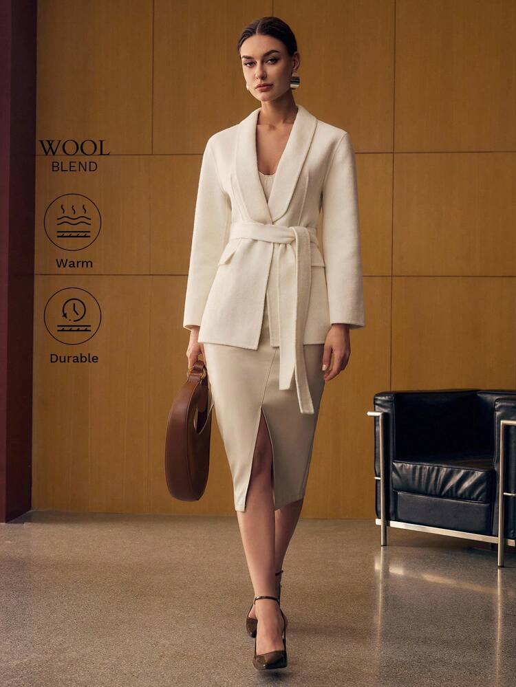 ABRIGO LARGO DE LANA CON CUELLO TIPO CHAL Y CINTURÓN