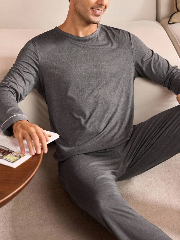 Manfinity Underwear&Sleepwear Basics 2pcs Plus Size Men's Gray Solid Classic Basic Pajama Set (Soft & Comfortable)