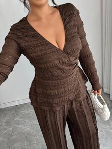 Elenzga Ensemble 2 pièces casual pour femmes grandes tailles, Top à manches longues col V texturé couleur unie et pantalon large - Marron - Voir 6