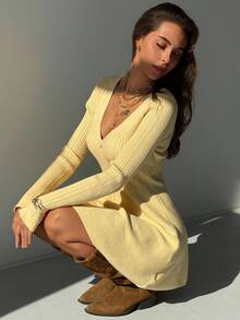 Aloruh Women's Pale Yellow Autumn Elegant Everyday Long-Sleeved Deep V-Neck Knitted Sweater Dress,Slim Fit Cream Yellow New Year Winter Wear - Navy Blue - View 7