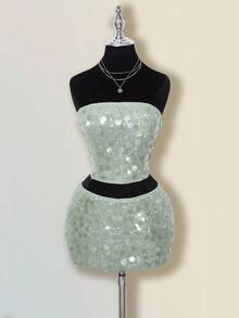 SHEIN ICON Váy khiêu vũ dự tiệc cá nhân phong cách thiên niên kỷ Y2K đơn giản cổ điển lớn đính sequin thời trang hiện đại dành cho nữ Áo ống ôm sát Chân váy ngắn cạp thấp hông Bộ đồ màu xanh lá cây - màu xanh lá - Xem 1
