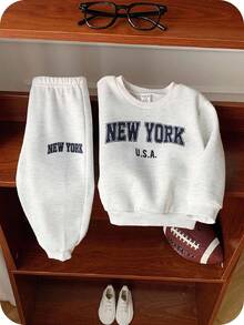 SHEIN 2pcs Baby Boy/Girl Casual Sports Grey Letter Print Long Sleeve Sweatshirt And Pants Tracksuit Set, Autumn/Winter Baby Sweat Outfits Baby Boy Sweat Set Baby Boy Clothes New York Fall