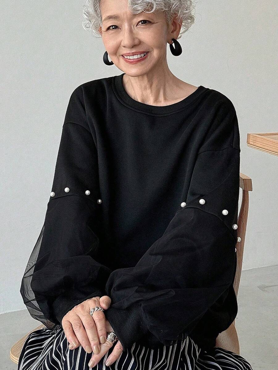 FRIFUL 女士圆领珍珠纽扣装饰灯笼袖宽松网眼拼接袖加厚纯色运动衫，万圣节服装秋冬 - 黑色 - 查看 1