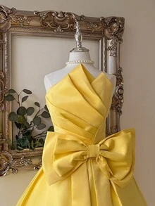 Lovelzi Elegant Romantic Cream Yellow Satin Asymmetrical Pleated Strapless Maxi Dress With Oversized Bow Decor, Suitable For Evening, Party, Date, Vacation, Homecoming, Birthday, Wedding, Prom,Birthday Dress,Graduation,Teacher Outfits For Women,Teacher Dress - Yellow - View 2