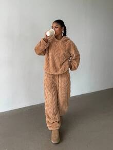 SHEIN Glowzi 少女 2 件套 温暖纹理羊毛宽松休闲连帽衫和运动裤套装，秋季 - 卡其色 - 查看 3