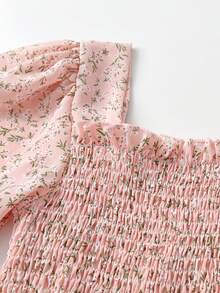 SHEIN Tween Girl Ditsy Floral Print Flounce Sleeve Frill Trim Shirred Dress