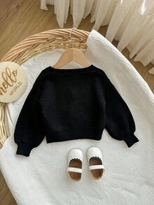 SHEIN Cute Baby Girl Casual Simple Basic Style Grab Material Black V-Neck Cardigan Sweater Suitable For Family Matching Outfits, Mommy&Me, Birthday Parties, Evening Parties, Performances, Weddings, Baptisms, Opening Ceremonies Suitable For Daily Use Suitable For School Suitable For Travel Suitable For Autumn And Winter Seasons New Born Baby Girl Baby Boy Fall