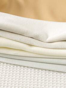 SHEIN 3 pièces/set T-shirt à col ras du cou épais à manches longues pour jeune garçon, hauts de base polyvalents et confortables, convenant pour l'intérieur, l'extérieur, le port quotidien, les sports, les jeux, les fêtes, les séances photo, la rentrée scolaire, les festivals comme Halloween, Noël, Nouvel An, l'automne/hiver - Multicolore - Voir 5