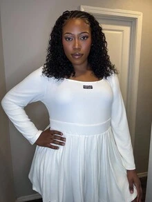 Truni Unbeholfenes Große Größen-Herbstkleid für Frauen, Winter Große Größen Lässig Einfaches Grundkleid mit U-Ausschnitt und Langarm, mit schwarzem Label und weißer Beschriftung, kombiniert mit eingebauten Shorts, weißes Strickstoff Langarm Plissee Mini-Kleid für Birnenform Körpertyp