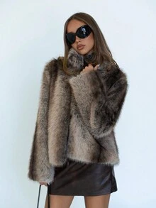 SHEIN ICON Women's Autumn And Winter Warm Sexy Fashion Avant-Garde Bold Young Ladies Modern Urban Street Vertical Stripe Print Stand Collar Loose Khaki Fake Fur Coat,Winter Clothes For Women - Khaki - View 5