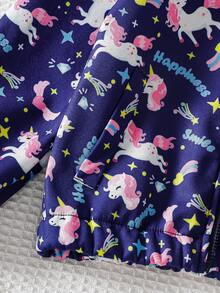 小女孩连帽拉链夹克，可爱俏皮的独角兽设计，保暖内衬，适合度假