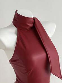 Elamini 酒红色 PU 皮革复古性感别致露背系带腰身修身迷你连衣裙 - 酒紅色 - 查看 3