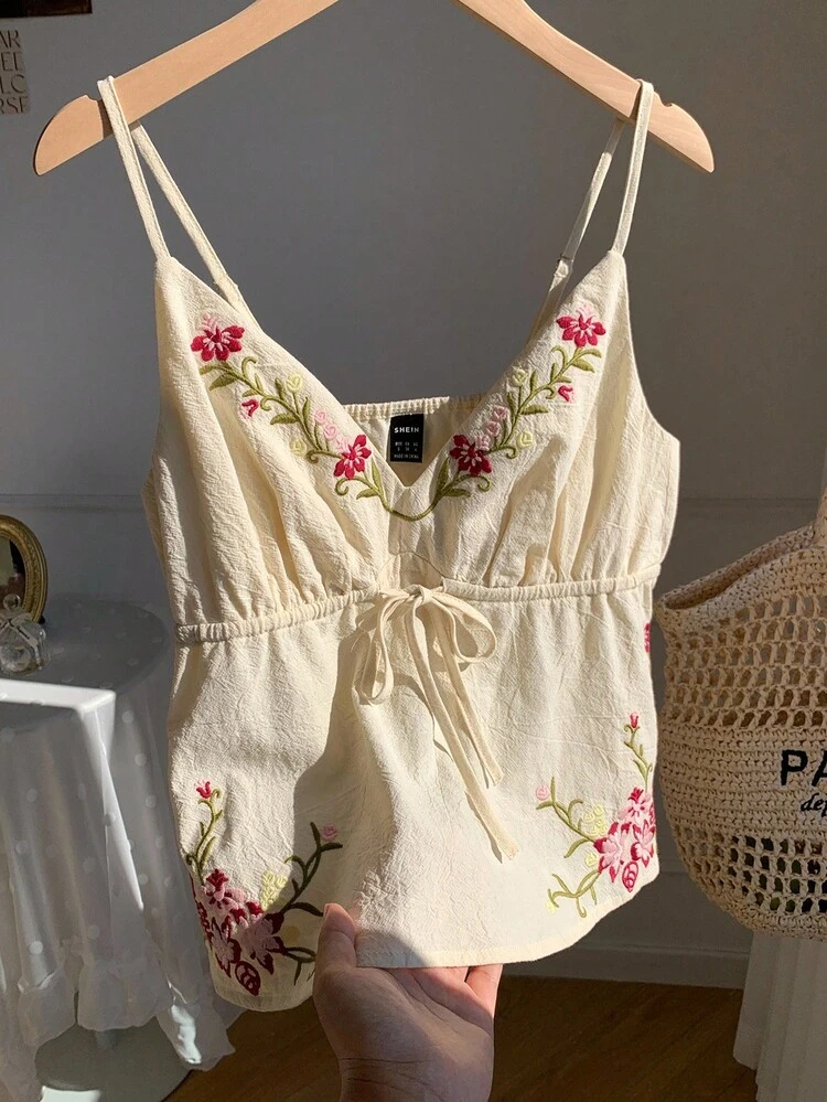 SHEIN EZwear Vacation Casual Floral Embroidery Drawstring Waist Suspender