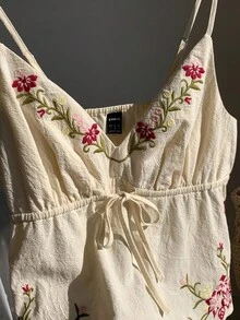 SHEIN EZwear Đai lưng thêu hoa giản dị cho kỳ nghỉ - Màu be - Xem 6