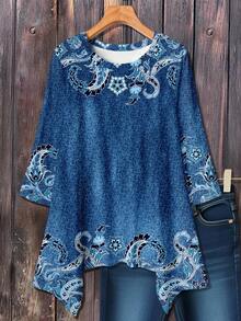 EMERY ROSE Plus Size Women Casual Asymmetrical Hem Round Neck Loose 3/4 Sleeve T-Shirt With Textured Cashew Flower Print - Blue - View 1