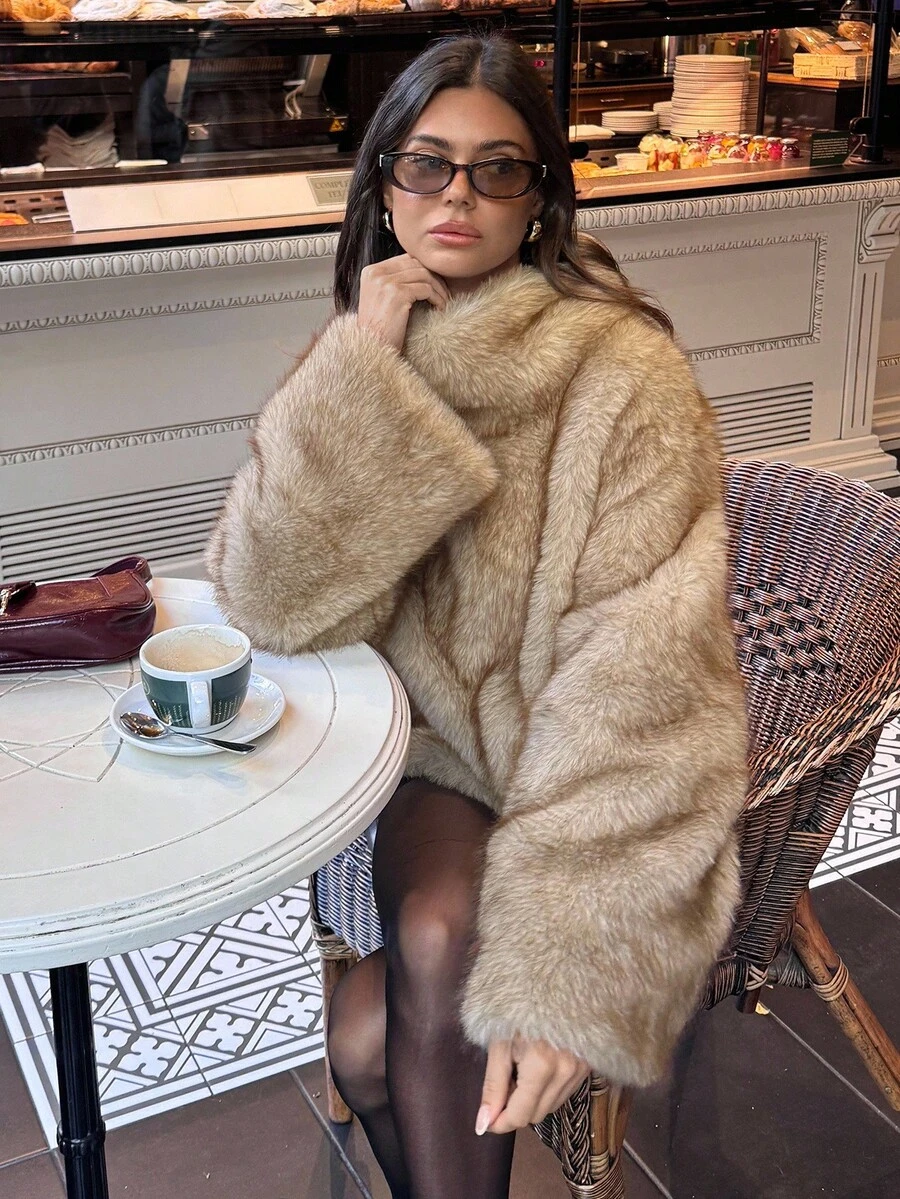 Aloruh 女士休闲保暖高领仿皮草外套，秋冬季，套头仿皮草连帽衫，卡其色仿皮草上衣，纯色长袖套头夹克，复古千禧风，街头风，商务休闲女装，通勤外套，办公室着装，女士工作服，女士秋季穿搭，秋季服装