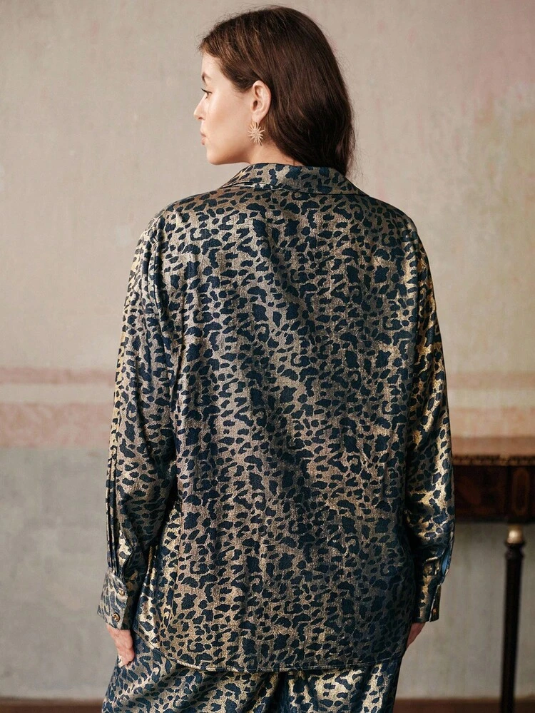 Plus Size Women's Autumn/Winter New Stylish Vintage Elegant Fashion Casual Comfortable Blue Leopard Print Lapel Loose Long Sleeve Blouse, Suitable For Dates, Parties, Halloween, Christmas