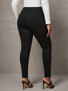 SHEIN Tall CURVE سراويل ضيقة بلون أحادي من الأنسجة المحبوكة المرنة، مناسبة للخريف والشتاء - الأسود - مشاهدة 2