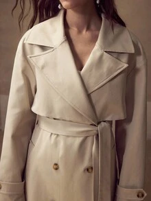 MOTF PREMIUM 优雅腰部收紧褶饰下摆拼接风衣，卡其色简约时尚 - 卡其色 - 查看 5