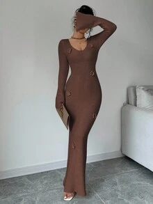 Elenzga 女士优雅纯色喇叭袖钩针 3D 花朵深 V 领超长针织毛衣裙，适合婚礼、情人节派对、度假、居家和户外、秋冬 - 咖啡棕 - 查看 4