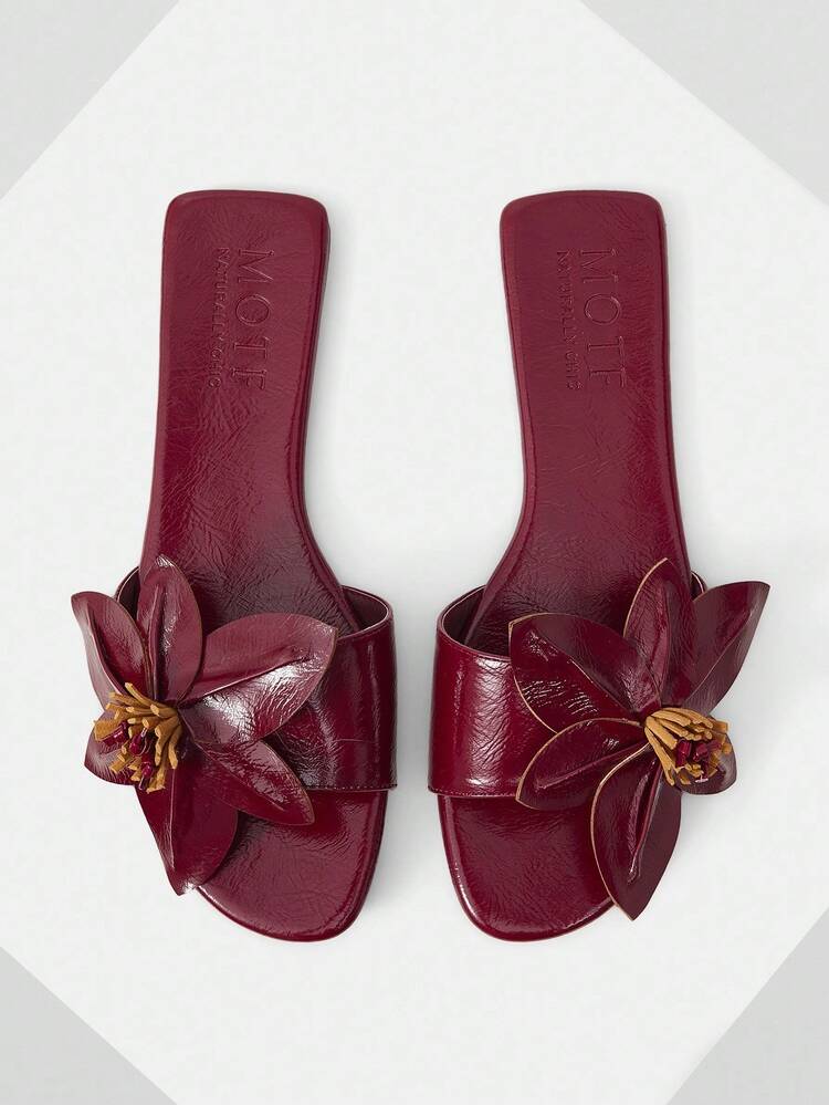 WOMEN STEREO FLOWER VACATION STYLE FASHIONABLE CASUAL FLAT SANDALS