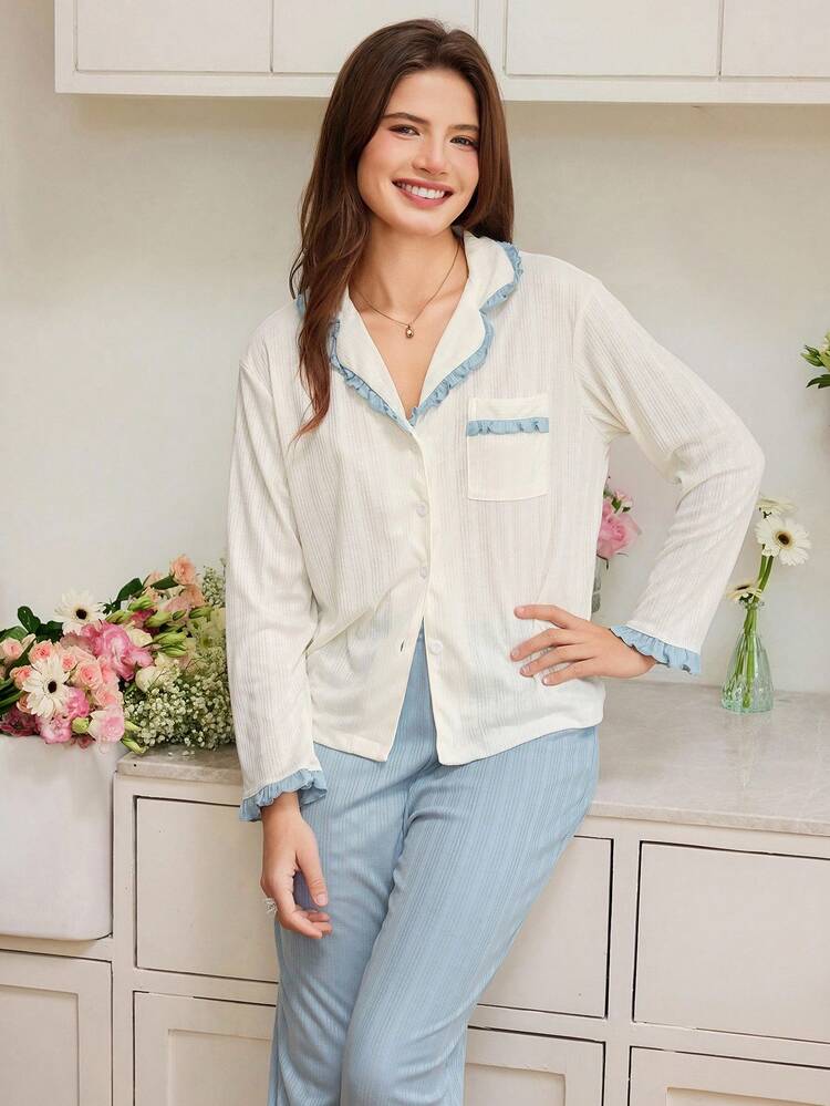 Snug Reverie 撞色蕾丝边纽扣前襟白色上衣和裤子休闲套装，秋季服装 - 白色 - 查看 6