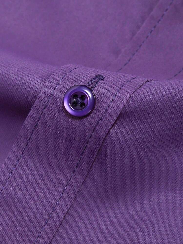 Manfinity Mode Camisa casual de manga larga con botones delanteros de unicolor para hombre, morado, otoño - Morado - Añade 6