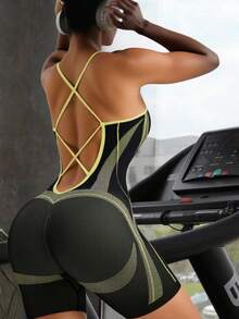 Innovista Mono deportivo sin costuras de dos tonos con sujetador incorporado, almohadillas extraíbles, rayas geométricas de carreras, elástico, yoga, mono de una pieza para gimnasio con recorte de malla, diseño transpirable y de control del abdomen para ejercicios de otoño, ropa de ocio atlético para oficina, gimnasio, trabajo desde casa, running, bicicleta y estilo utilitario chic - Multicolor - Ver 7