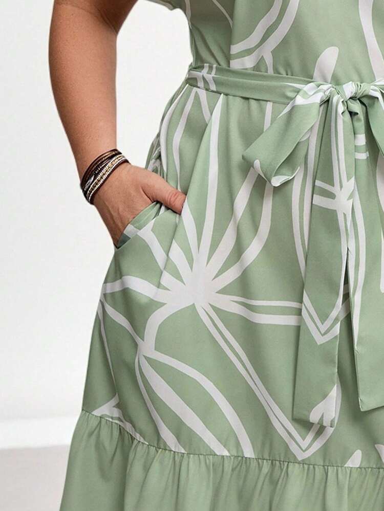 Plus Size Women Line Pattern V-Neck Bat Sleeve Casual Elegant  Dress  Spring Outfits For Women  Summer Outfits  Vacation Outfits Woman Country Outfits Women