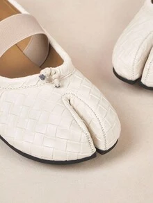 Rosivie 女士黑色圆头平底玛丽珍分趾鞋，低跟，校园风格 - 米色 - 查看 5