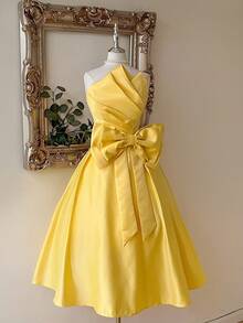 Lovelzi Elegant Romantic Cream Yellow Satin Asymmetrical Pleated Strapless Maxi Dress With Oversized Bow Decor, Suitable For Evening, Party, Date, Vacation, Homecoming, Birthday, Wedding, Prom,Birthday Dress,Graduation,Teacher Outfits For Women,Teacher Dress - Yellow - View 1