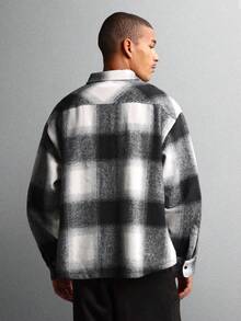 SUMWON 经典水牛格纹羊毛混纺夹克，前拉链闭合，大格子图案，温暖冬季休闲外套 - 黑與白 - 查看 2