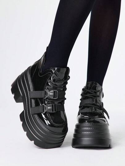 Goth Damen Schnallen Design Mode Punk Stil Lässig Keilabsatz & Plateau Loafer