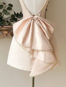 Lovelzi 优雅浪漫的香槟色缎面华丽仿珍珠织带夸张蝴蝶结 U 型背部晚间单身派对、舞会约会、生日鸡尾酒礼服、婚礼宾客礼服