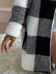 SHEIN Teen Girls Black And White Plaid Plush Long-Sleeved Long Hooded Casual Jacket, Suitable For Autumn And Winter, Back To School Season, Casual Home And Outing Wear Zip Up Hoodie Sweater Plaid Cardigan Hooded Cardigan Sweater Teddy Cardigan Teen Girl Jackets For Girls Coat Girls Winter Coat Coats For Girls Fall - Black and White - View 7