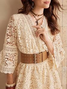 Wildy 女式休闲蕾丝拼布喇叭袖白色度假迷你连衣裙