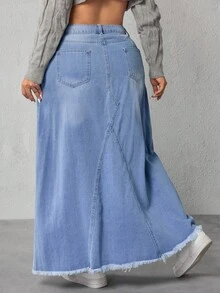 SHEIN ICON Plus Size Casual Frayed Hem Long Denim Skirt, Spring/Summer - Light Wash - View 2