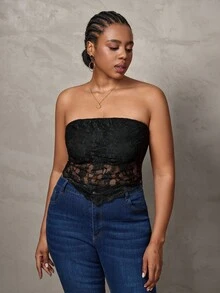 SHEIN Tall CURVE Große Größen Damen Einfarbig Einfaches Alltagsoberteil mit Spitzenverzierung Spitzen-Tube-Top Tube-Top Spitzenoberteil Tube-Top mit BH Spitzen-Bodysuit
