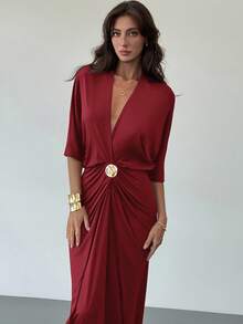 Aloruh 女士纯色重叠V领蝙蝠袖褶裥修身优雅长连衣裙，婚礼宾客礼服 - 酒紅色 - 查看 7