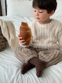 DAZY Conjunto de pijama de top de manga larga de cuello redondo y pantalones de color liso de felpa para bebé niño y niño pequeño - Albaricoque - Ver 7