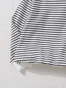 SHEIN Sweatshirt kasual longgar lengan panjang berkerah bulat untuk anak laki-laki, cocok untuk berbagai kesempatan. Baik untuk jalan-jalan sehari-hari maupun sekolah di musim gugur dan musim dingin. - MultiWarna - View 5