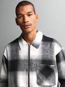 SUMWON 经典水牛格纹羊毛混纺夹克，前拉链闭合，大格子图案，温暖冬季休闲外套 - 黑與白 - 查看 3