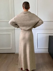 Livesso 女式 V 领长袖毛衣上衣和宽松半身裙两件套，秋季 - 卡其色 - 查看 2