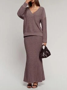 SHEIN BAE Women's Regular V-Neck Long Sleeve Sweater And Knitted Fish Tail Skirt Casual Suit, Autumn,Winter,Winter Clothes ,Winter Clothes For Women,Fall Clothes For Women ,Halloween,Christmas , New Year ,Thanksgiving, Party ,